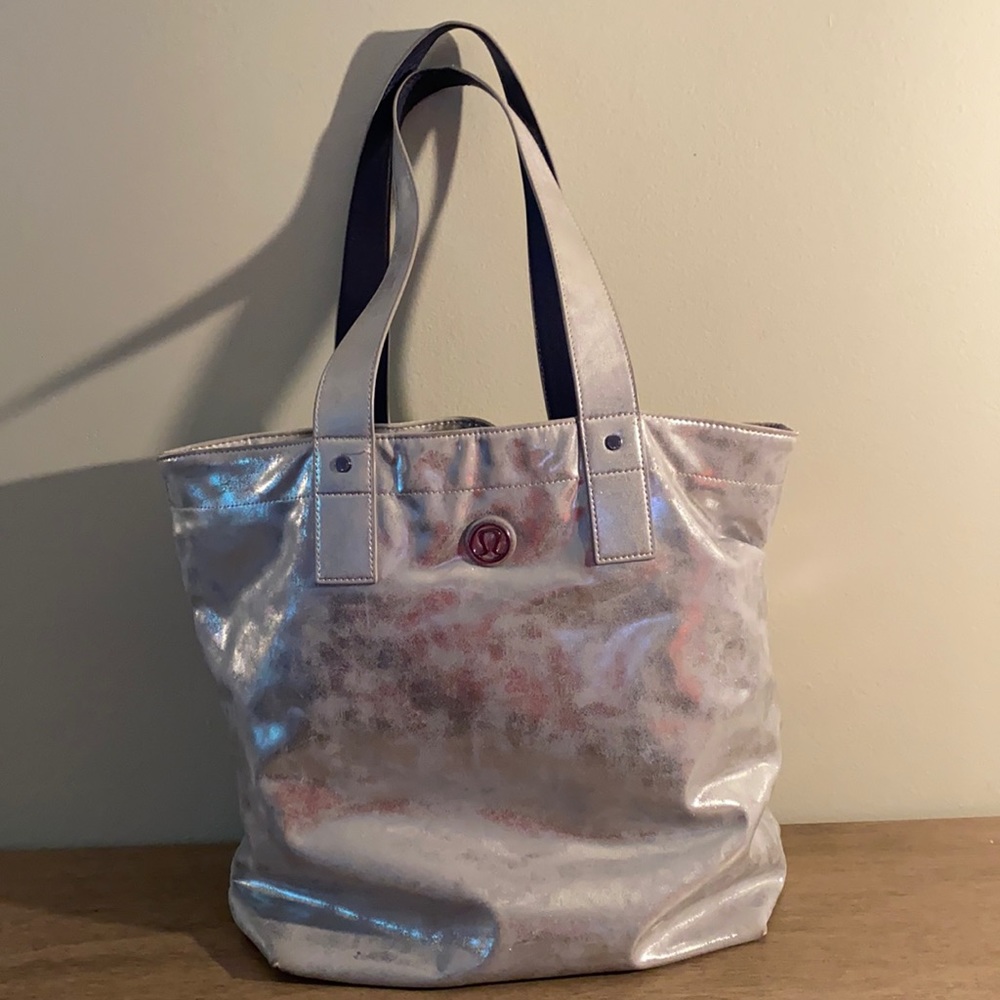 Lululemon Mantra Tote